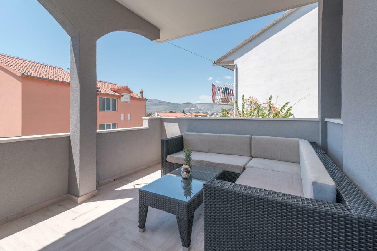 Apartment Bella Vita Трогір Екстер'єр фото