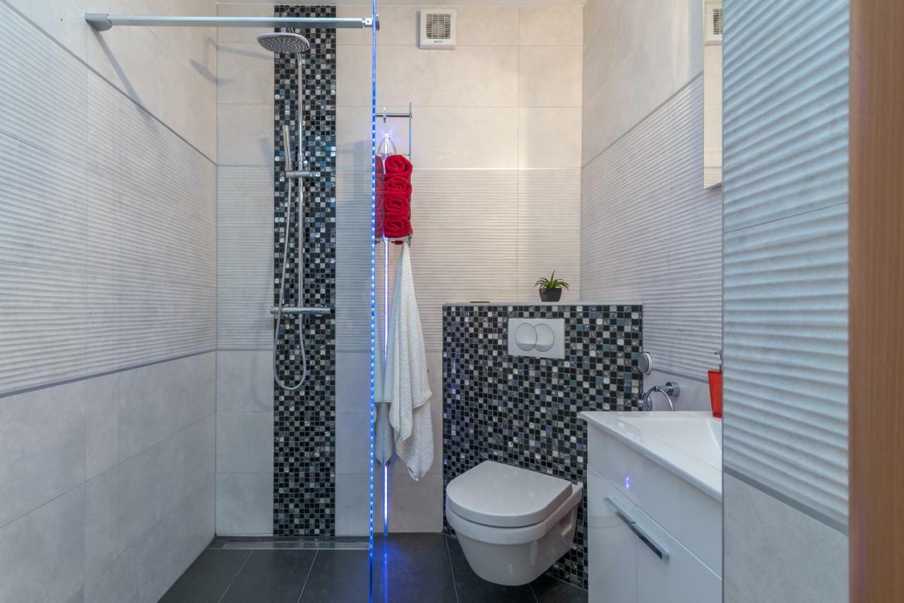 Apartment Bella Vita Трогір Екстер'єр фото