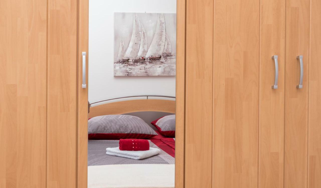 Apartment Bella Vita Трогір Екстер'єр фото